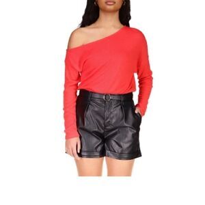 Sanctuary Love Sign One-Shoulder Top in
Sunset Red, long sleeve Size X-Large